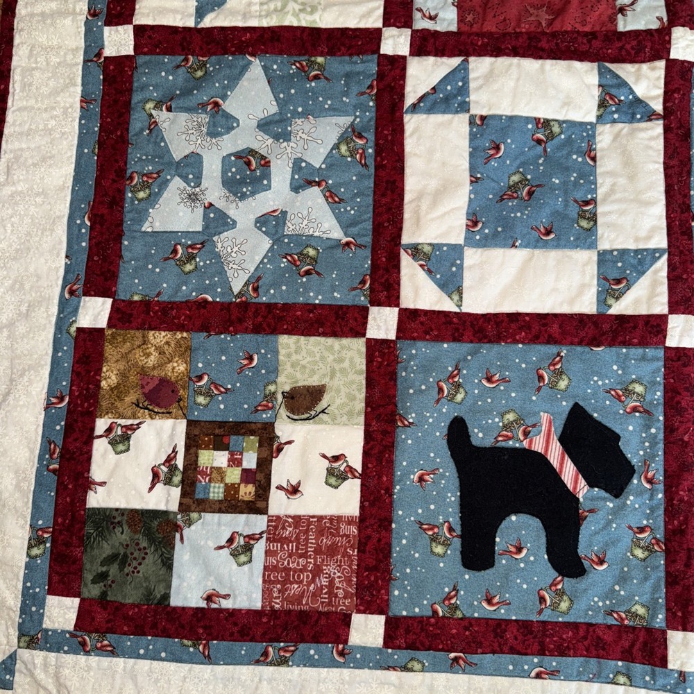 Handmade Christmas-themed Patchwork Quilt-40"by 40"