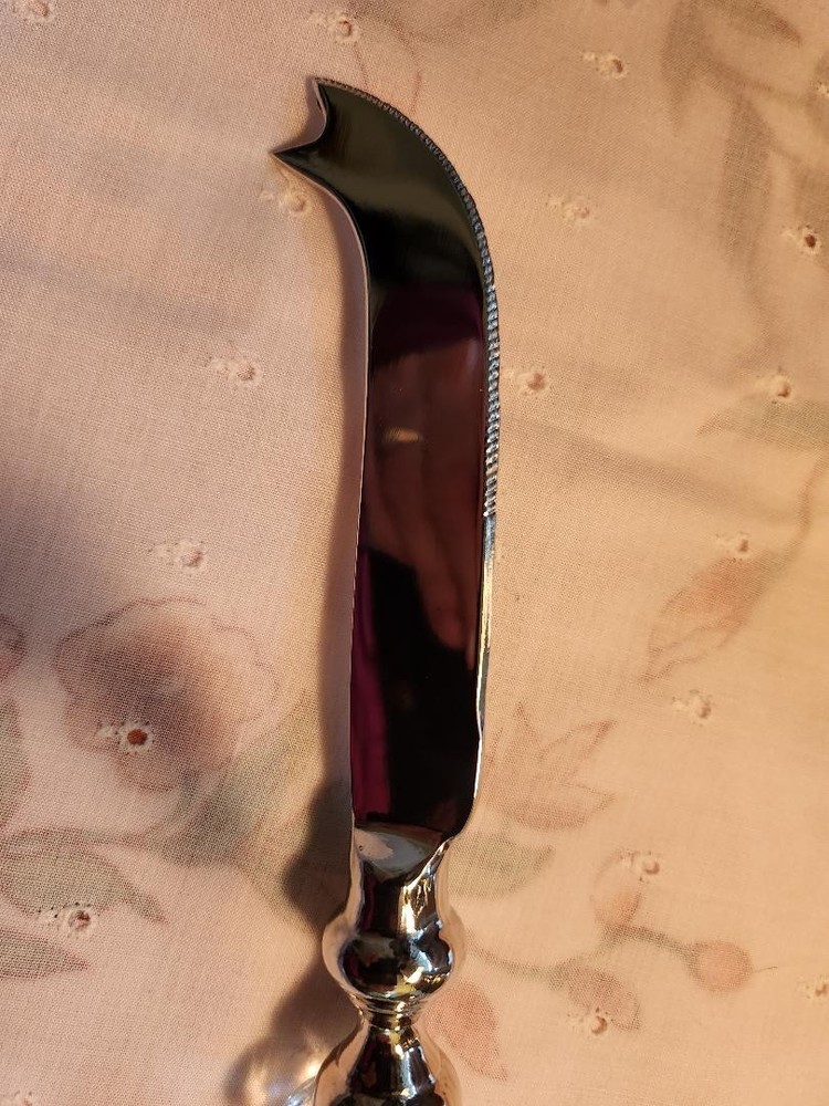 wedding cake knife beautiful