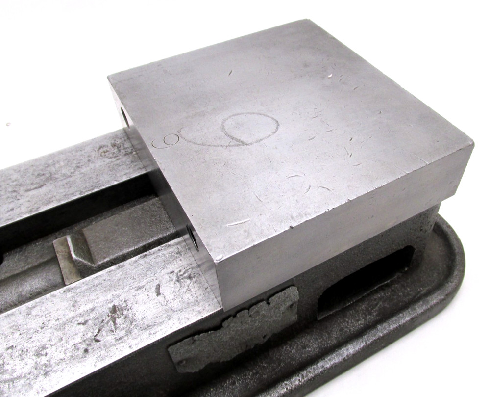 KURT ANGLOCK 6" MILLING MACHINE VISE - #D60