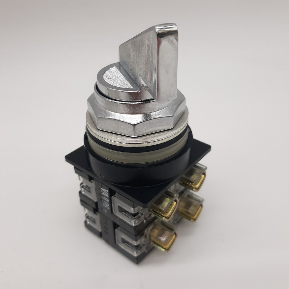 GE CR104PSM21Y001 Selector Switch