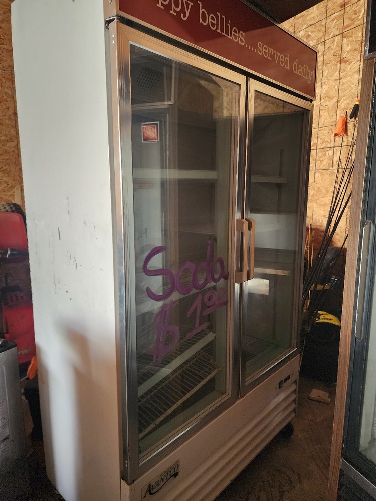 Avantco Commercial refrigerator