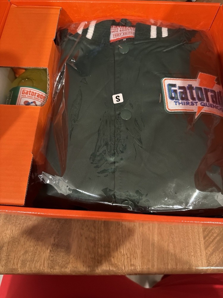 Gatorade x Stranger Things Upside Down Capsule Size Small