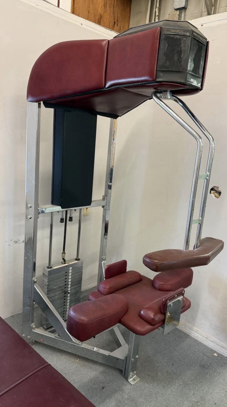 Nautilus 1st generation rotary torso machine