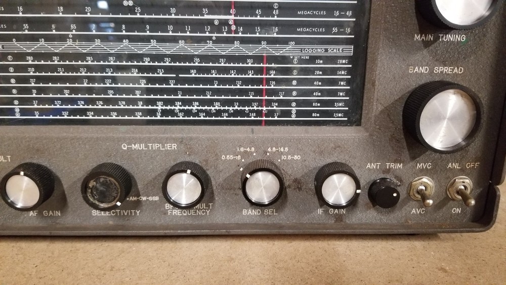 Lafayette S.W. / Communications Receiver, Model KT-320 - Powers On -Untested