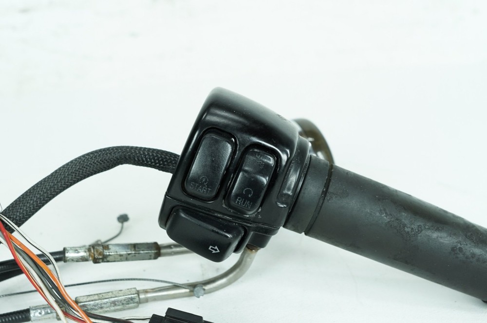 09 Harley Dyna Super Glide Custom OEM Right Engine Start Kill Switches Controls
