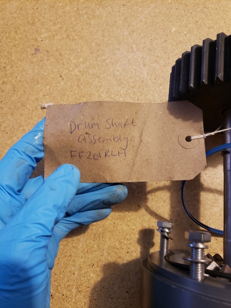 Deighton Formatic - Drum shaft assembly. Part no FF201RLH
