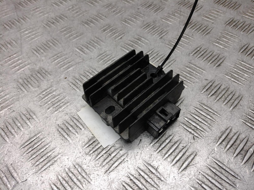 2017 YAMAHA YS 125  RECTIFIER REGULATOR