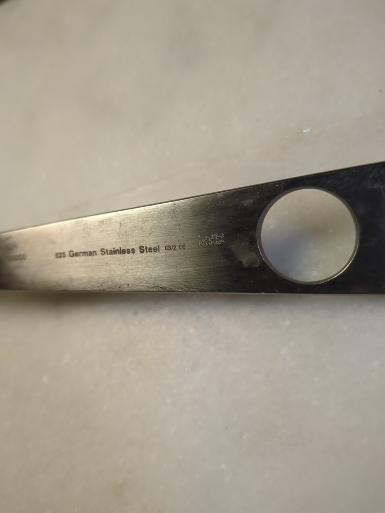 D Hohmann Type Curved Retractor 623 D213110000