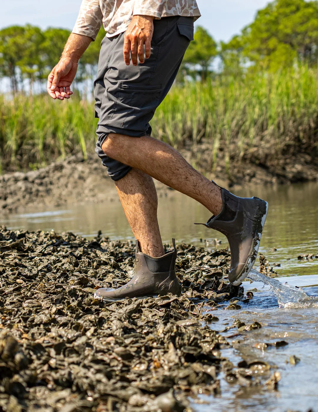 HUK Rogue Wave Men's Fishing Deck Boots Rain Shoes New