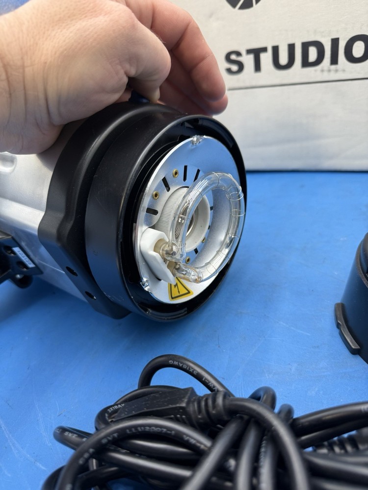 Flashpoint 620 Studio Flash Tested Great Condition