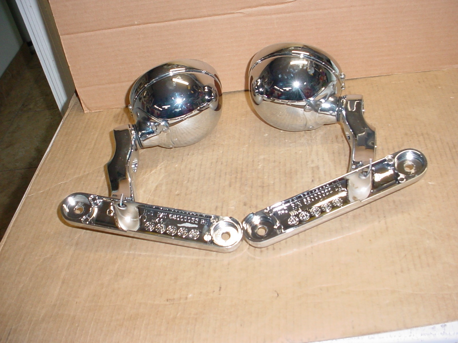 Harley Davidson 14-23  Road King Electra Glide Police Passing Fog Lamps FLHRP 