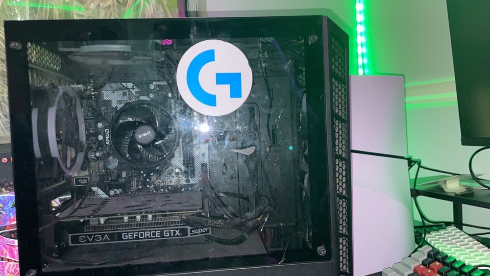 gaming pc desktop computer