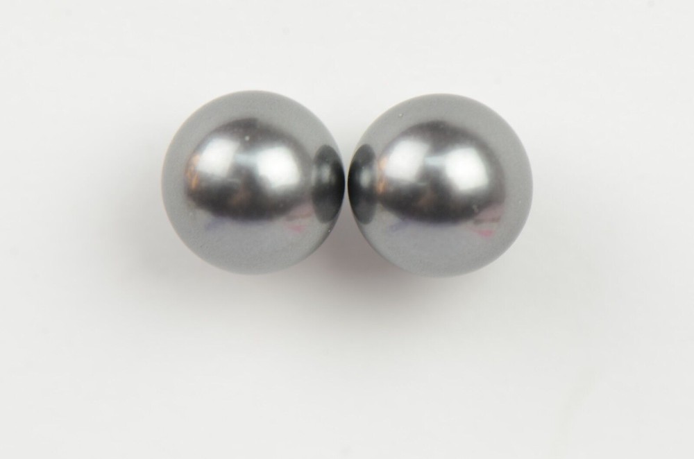 925 Solid Sterling Silver Beautiful Classic Pearls Stud Earrings