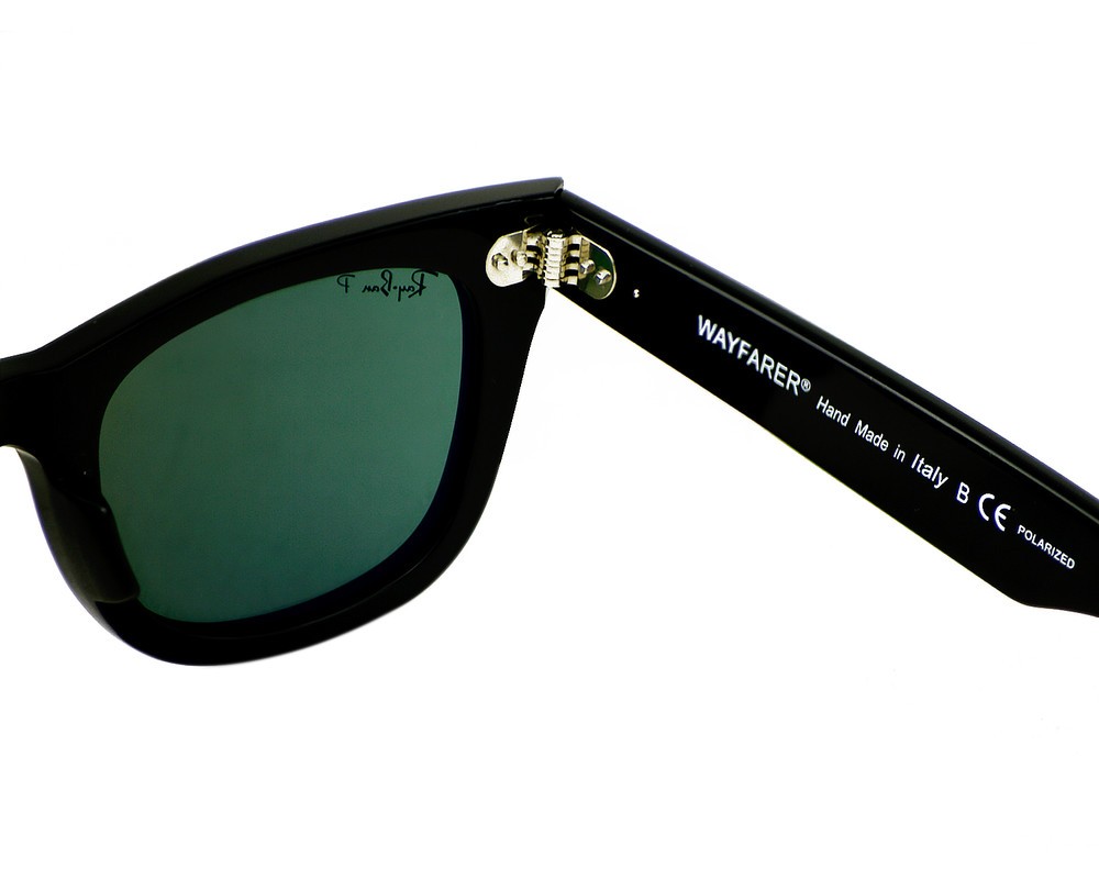 Ray-Ban RB2140 Original Wayfarer Black Frame Polarized Green Lens 50mm Unisex