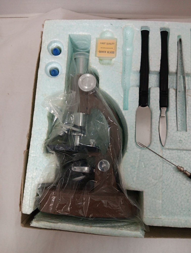 1967 Empire Microscope Set Model 642 B