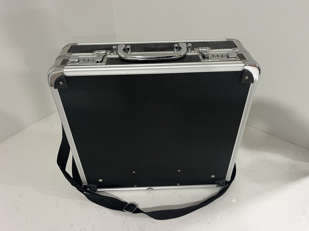Vaultz Metal CD Storage Case Black with Lock and Shoulder Strap