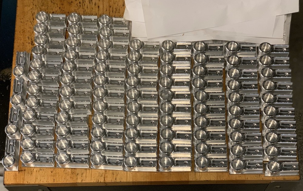 Neon SRT-4 Shifter Cable Holder