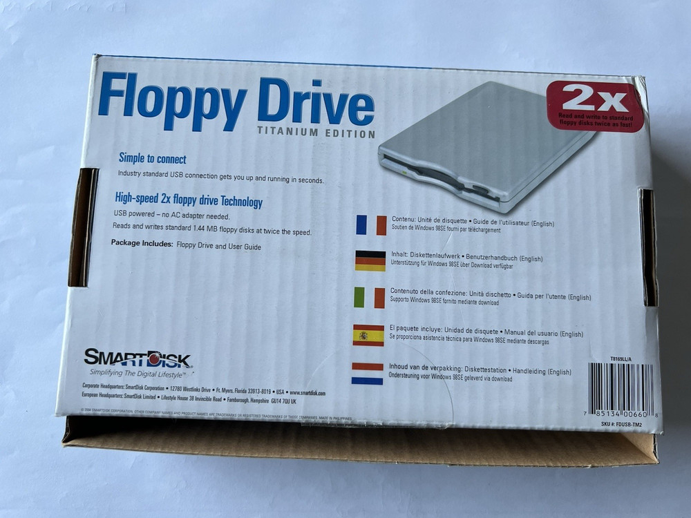SmartDisk External USB Powered Floppy Disk Drive Titanium Edition Windows or Mac