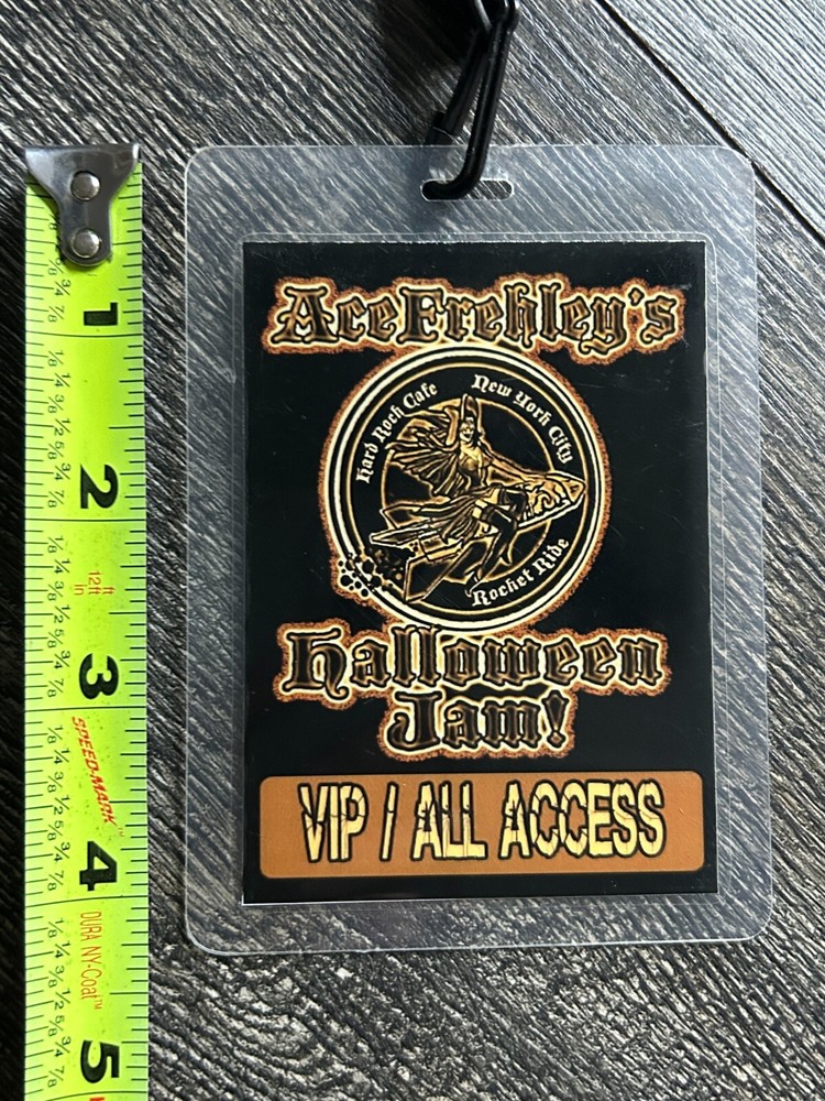Kiss ACE FREHLEY Laminate Pass Rocket Ride Halloween NYC 2007 Vintage Kiss