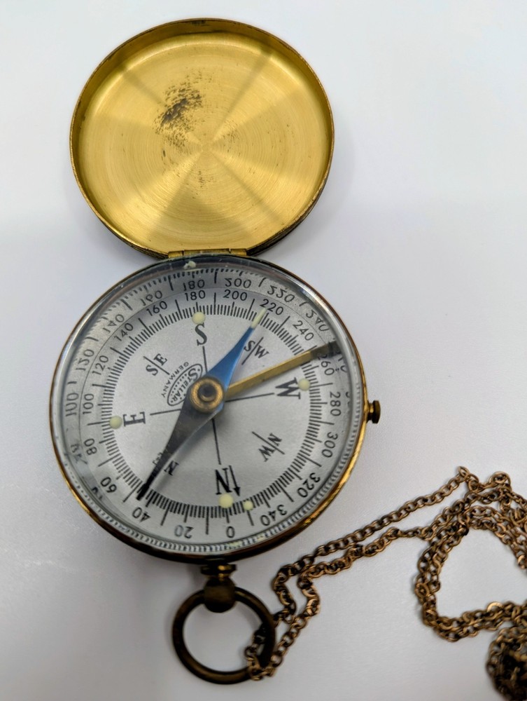 Working Vintage German Compass