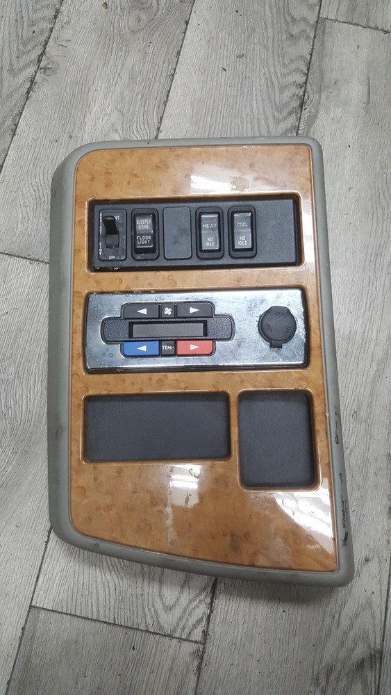 INTERNATIONAL PROSTAR SLEEPER CONTROL PANEL XS276713