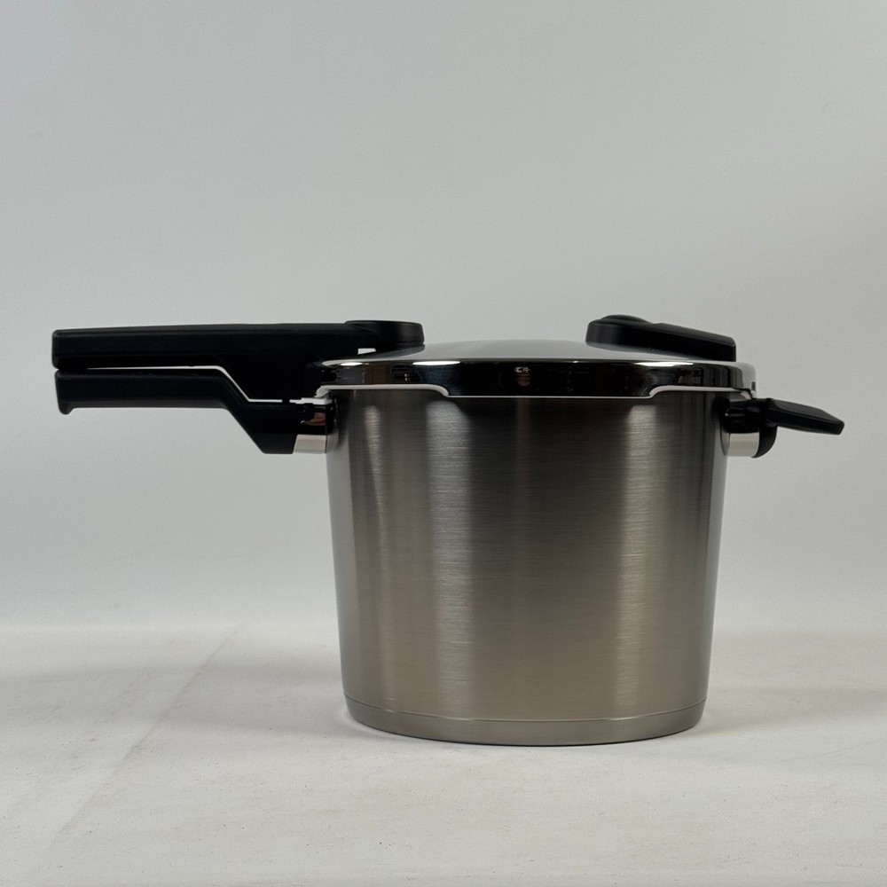 Fissler Pressure Cooker, 6 L, Silver