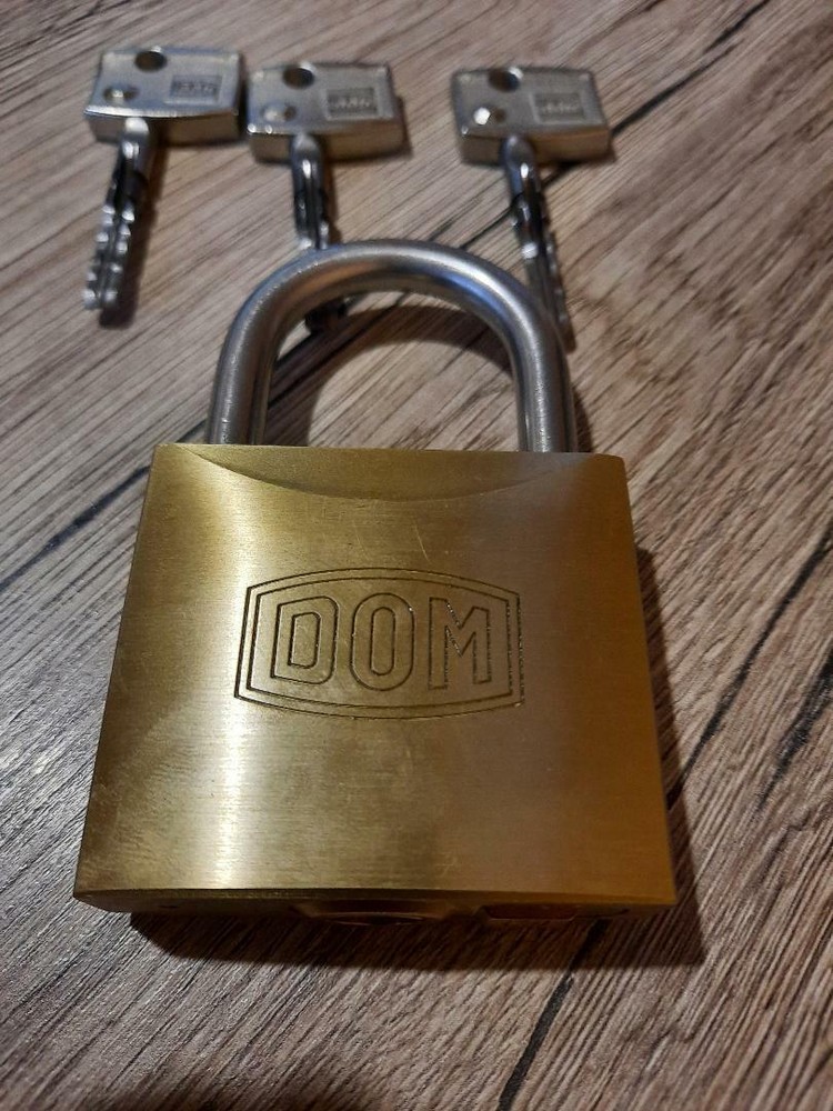 DOM Diamant Padlock /High Security/With 3Keys and Keycode Card