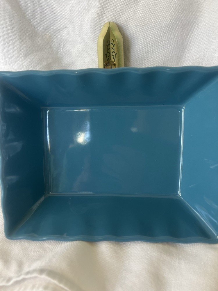 Nantucket Stoneware Small Baking Dish