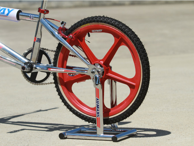 SKYWAY Stolz BMX Stands - White