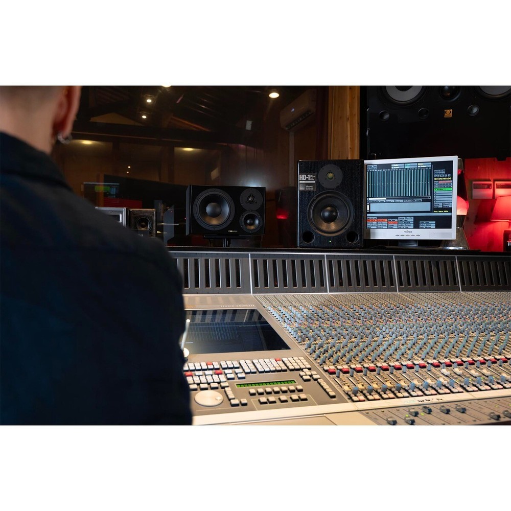 IK Multimedia ARC Studio Advanced Room Correction System