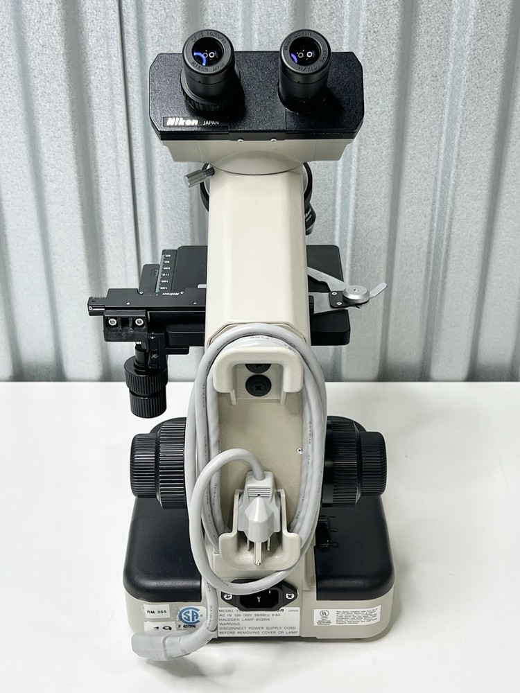 Nikon Alphaphot YS2-H Binocular Microscope with 3 Objectives & Eyepieces 33114