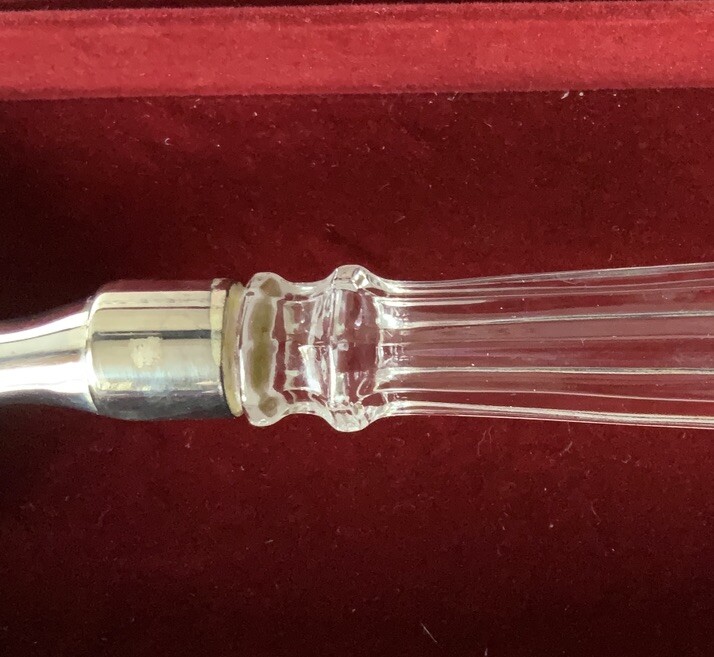 INTERNATIONAL SILVER CO LARGE SILVERPLATED SERVING FORK LUCITE HANDLE