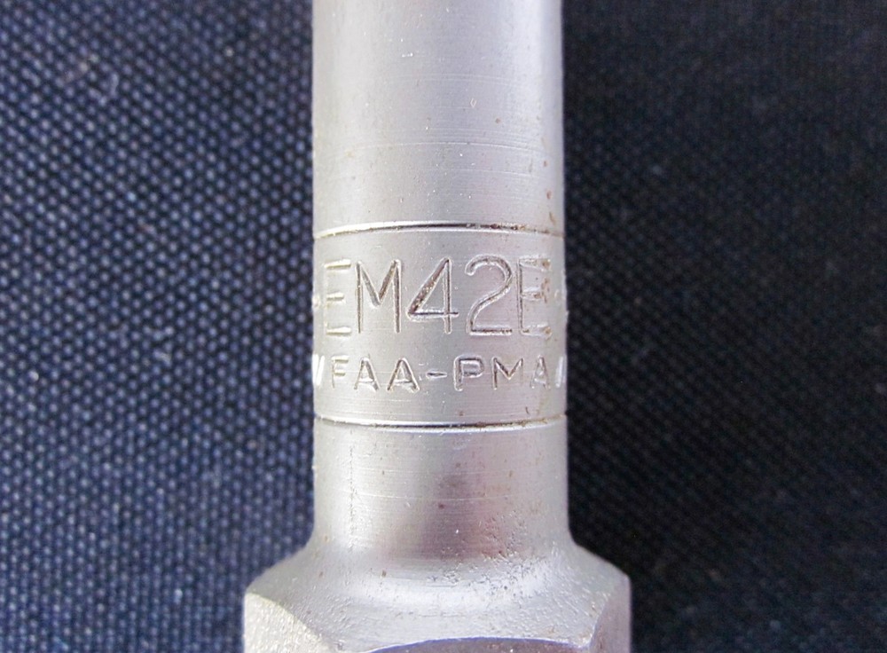 CHAMPION Aircraft Aviation SPARK PLUG - Engine Part # EM42E - 12C3 - NEW