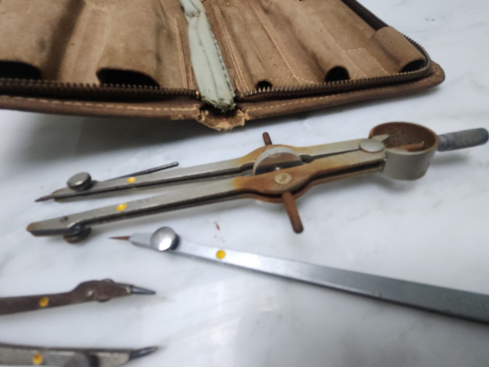 VEMCO Compass Drafting Tool Drawing Instruments Yellow Dot Set Vintage K3