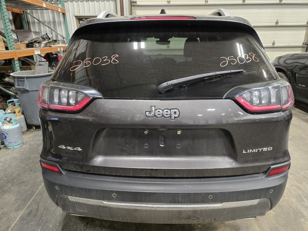 CHEROKEE 2019 Jack 1542749