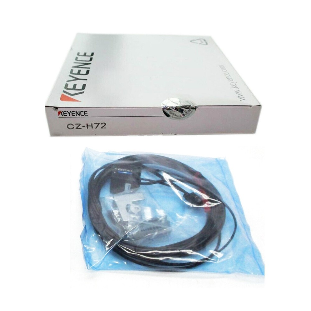 KEYENCE CZ-H72 Laser Sensor New