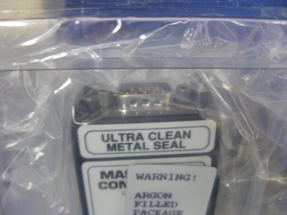 Unit UFC-1260A Mass Flow Controller, He, 3 SLM, 9-Pin D-Connector