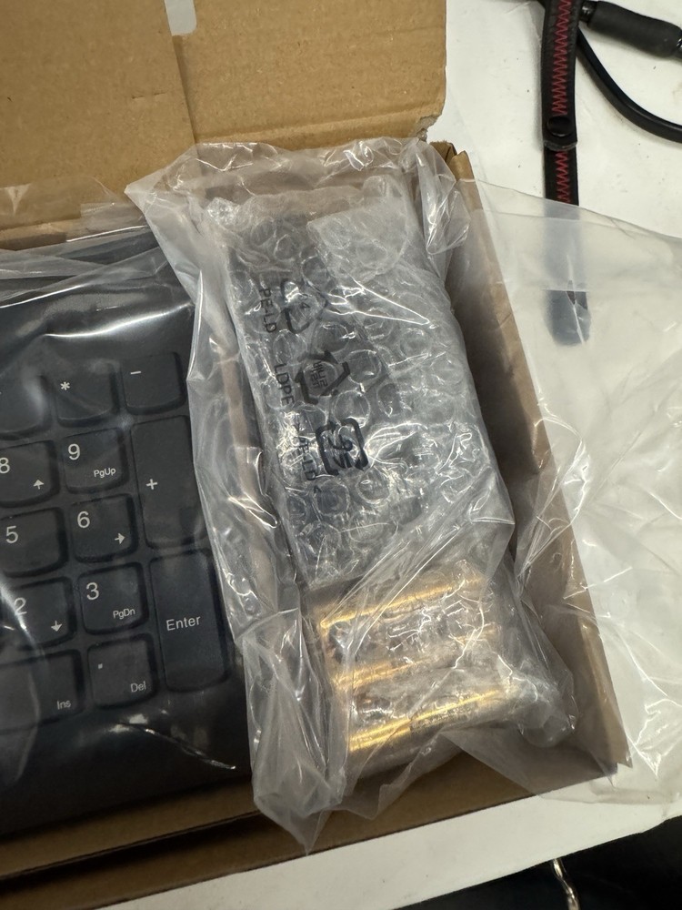 new Lenovo Wireless Keyboard and Mouse Combo for computer