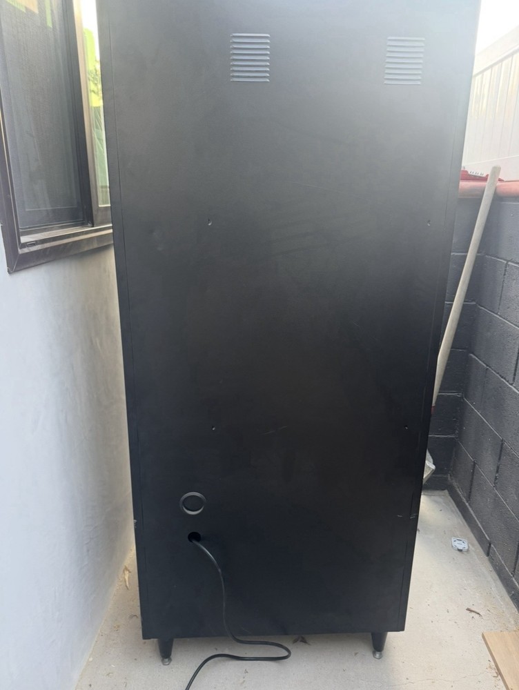 Snack Vending Machine with Card Reader