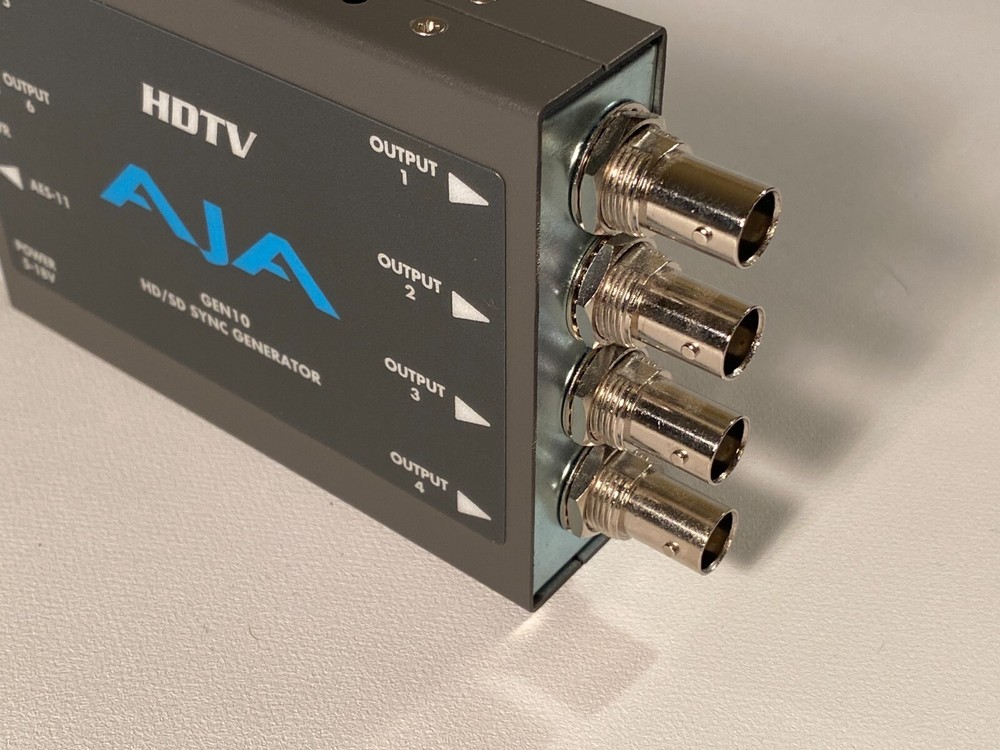 AJA GEN10 HD/SD/AES Sync Generator