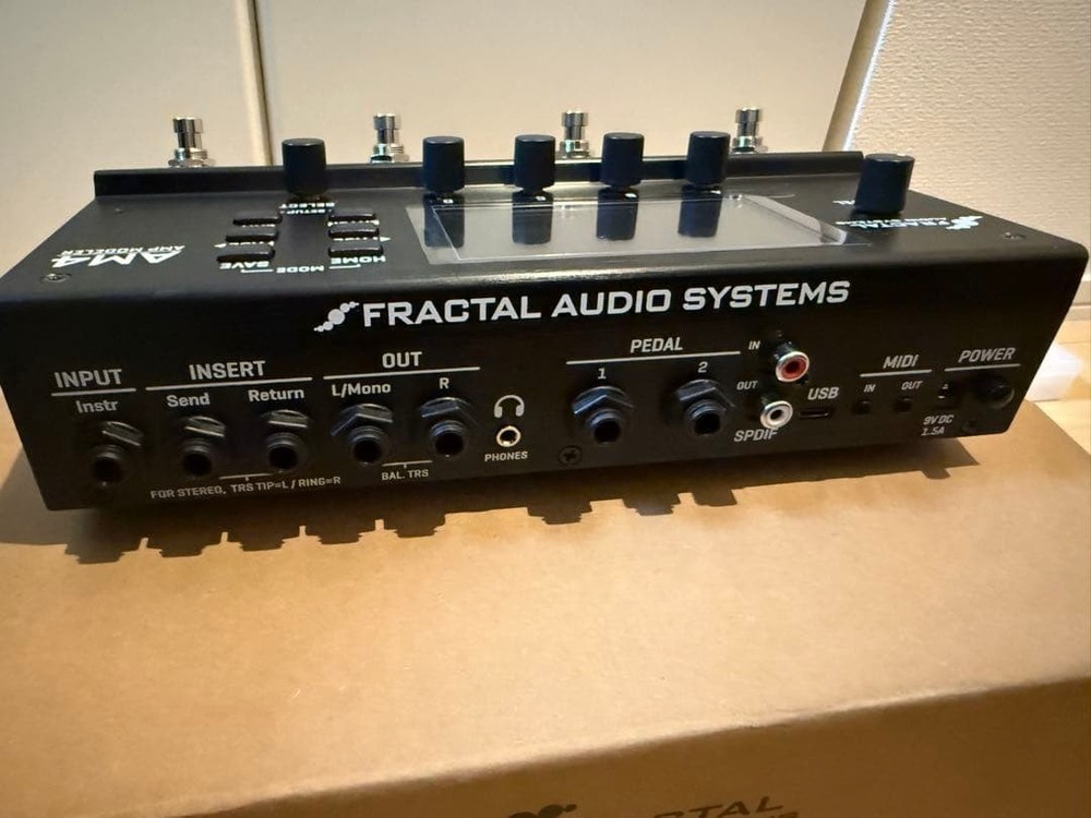 Fractal Audio Systems AM4 AMP MODELER