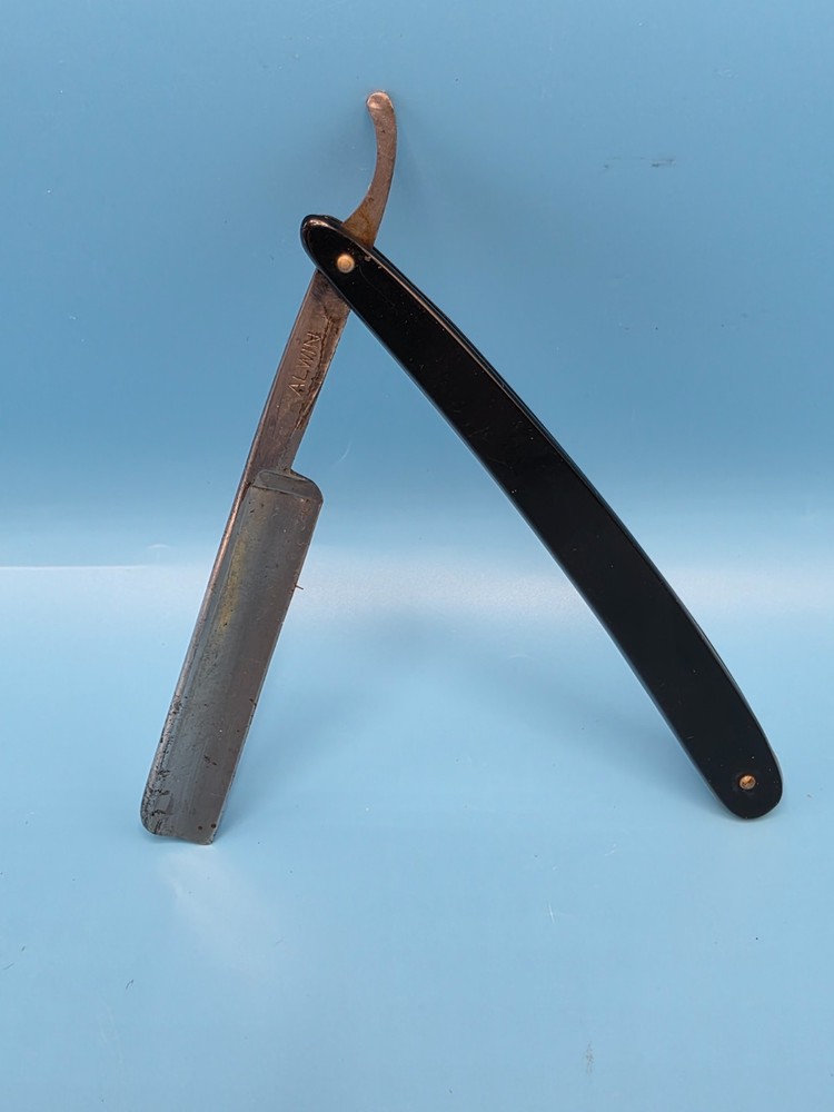 Alwin Straight Razor
