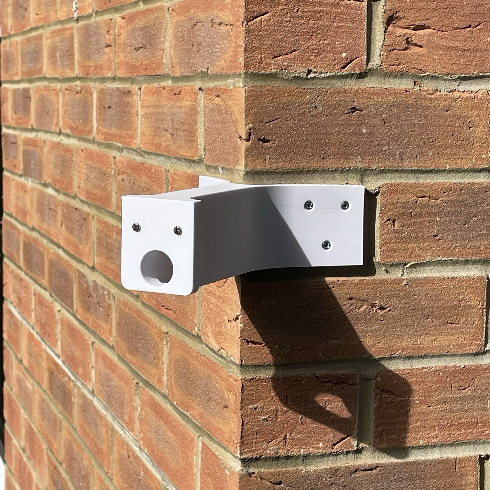 Eufy S4 Max NVR POE Corner Wall Mounting Bracket Arm Mount 130mm Long White