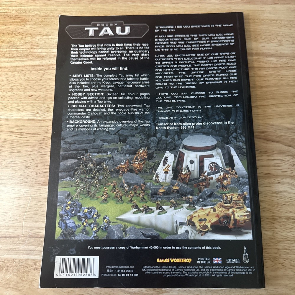 Tau Empire Codex Warhammer 40K Games Workshop 2001