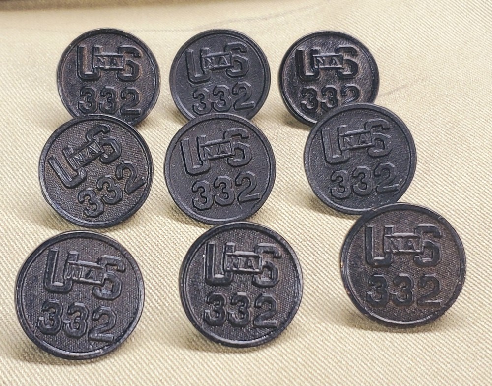 WWI 332nd Infantry Regiment NA variation Collar Disk