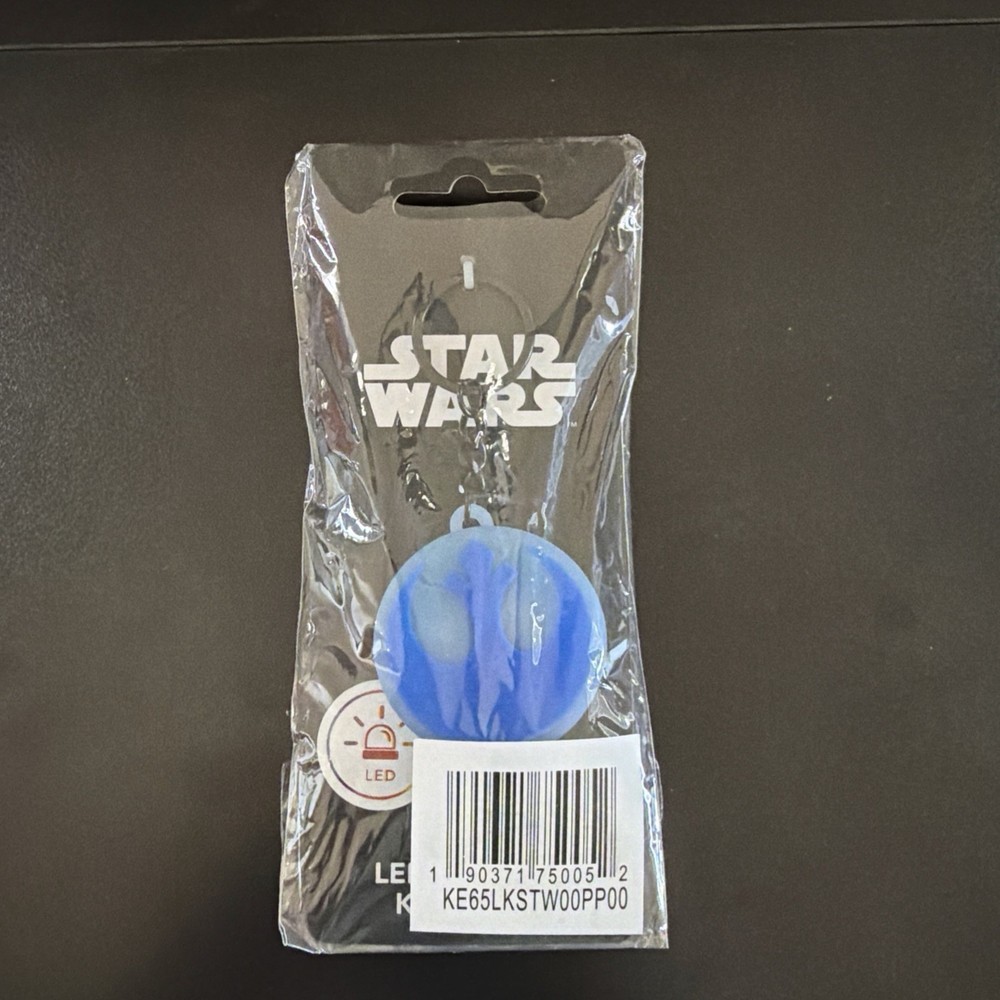 STAR WARS LED KEYCHAIN