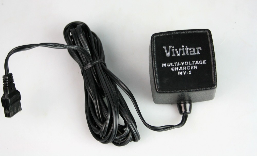 VIVITAR MULTI- VOLTAGE CHARGER FOR ELECTRONIC FLASH MODELS 152 & 252
