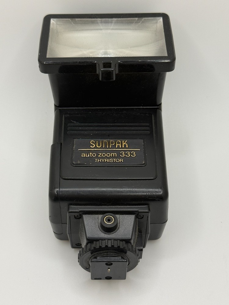Sunpak Auto Zoom 333 Thyristor Electronic Flash Shoe Mount - Black - Untested