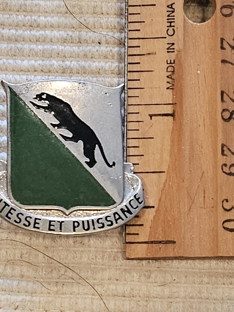 WWII US Army 69th Armor Tank Battalion CB NHM DUI Crest L@@K!!!