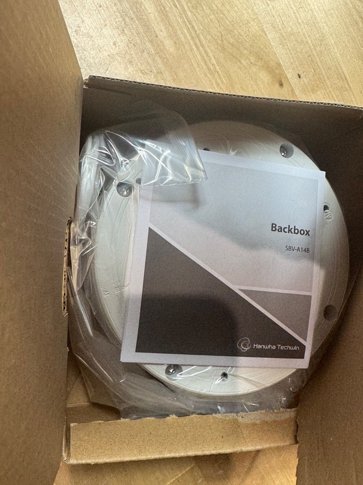Hanwha Vision SBV-A14B Back Box (White) Mount Bracket